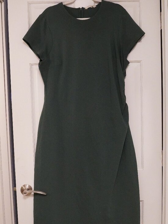Boden Dresses & Skirts - Boden Green Sheath Dress US 20-22R Ruched Side Short Sleeve
